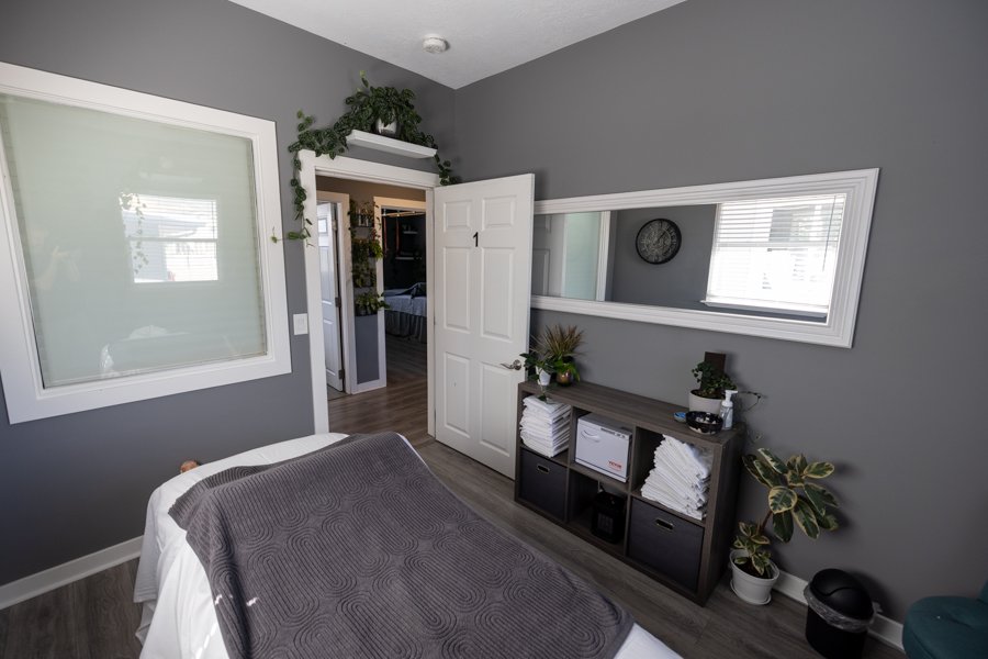 Studio 5 fourth angle showing the rolling stool and equipment.